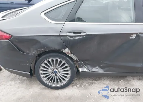 2016 Ford Fusion Titanium z USA, uszkodzony, nr VIN 3FA6P0K96GR334311